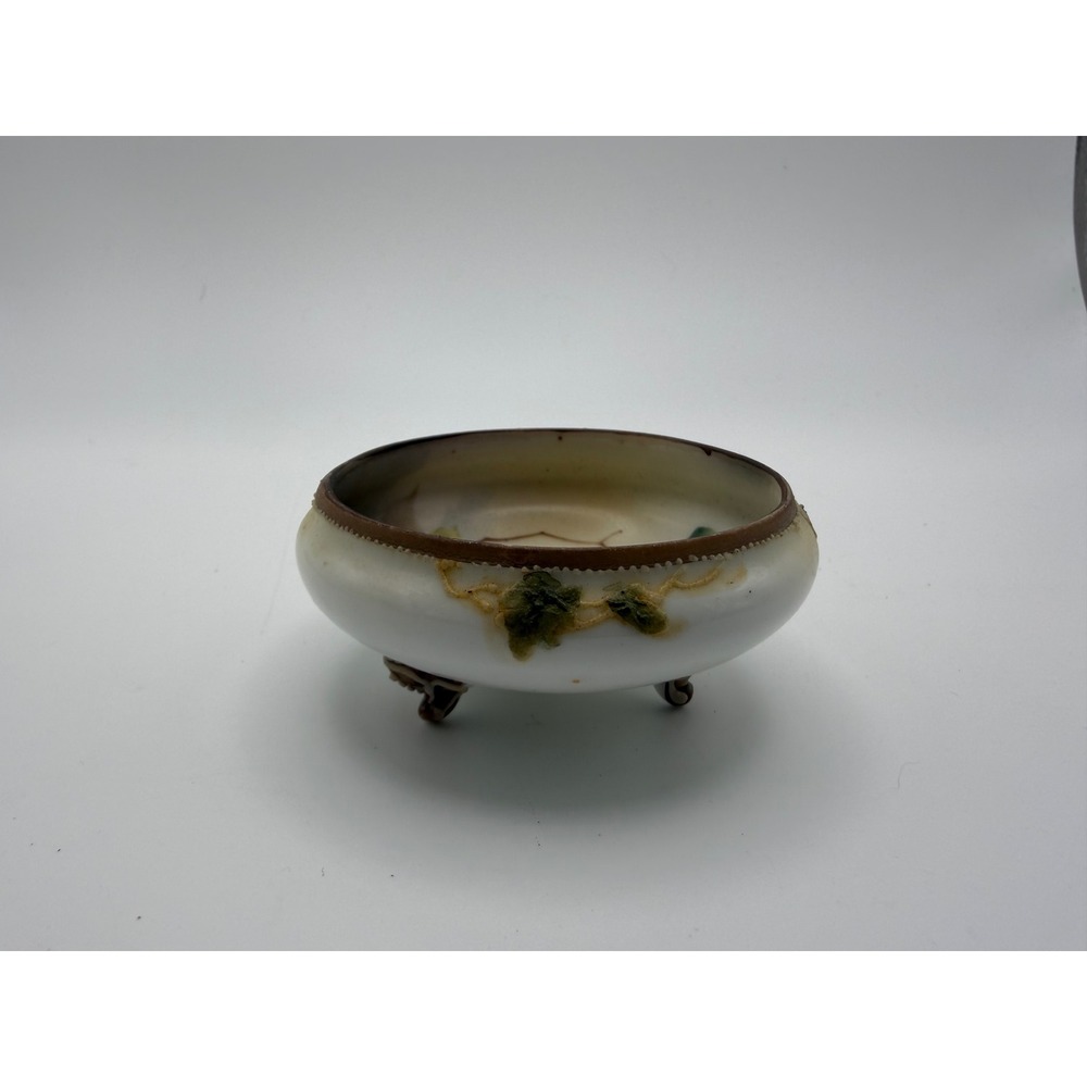Antique Nippon Hand Painted Porcelain Nut Bowl Chestnut Motif Tripod Feet 4 inch